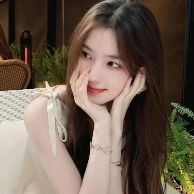 故园梦蝶付东流